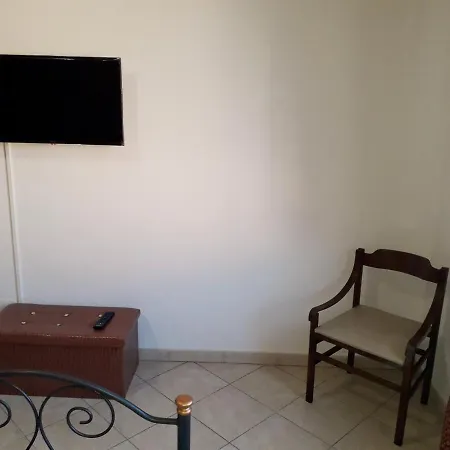 Tahiti House Stagnone Marsala